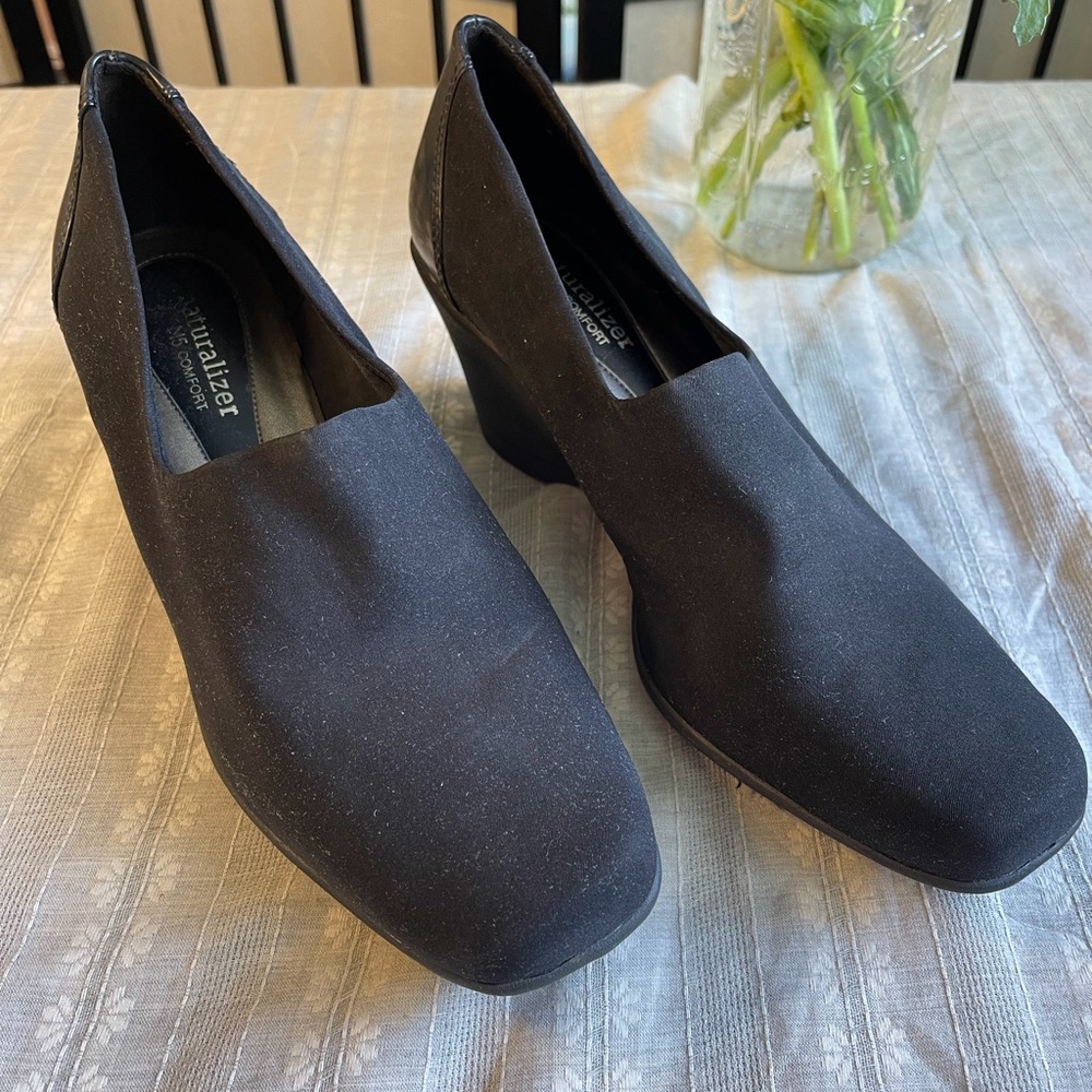 Naturalizer N5 Comfort Shoes